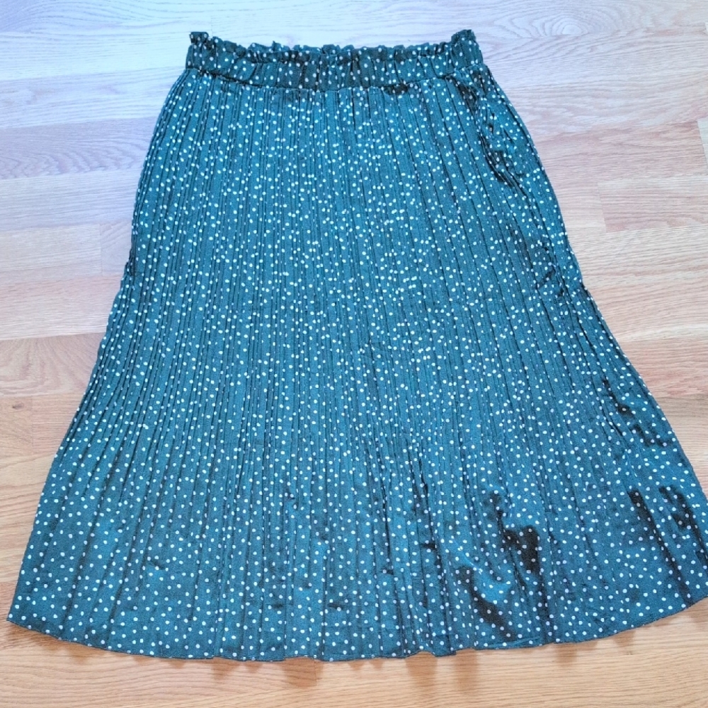 Exlura Green Polka Dot Pleated Skirt - XXL